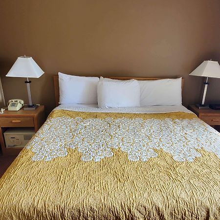 Days Inn By Wyndham Worthington Extérieur photo