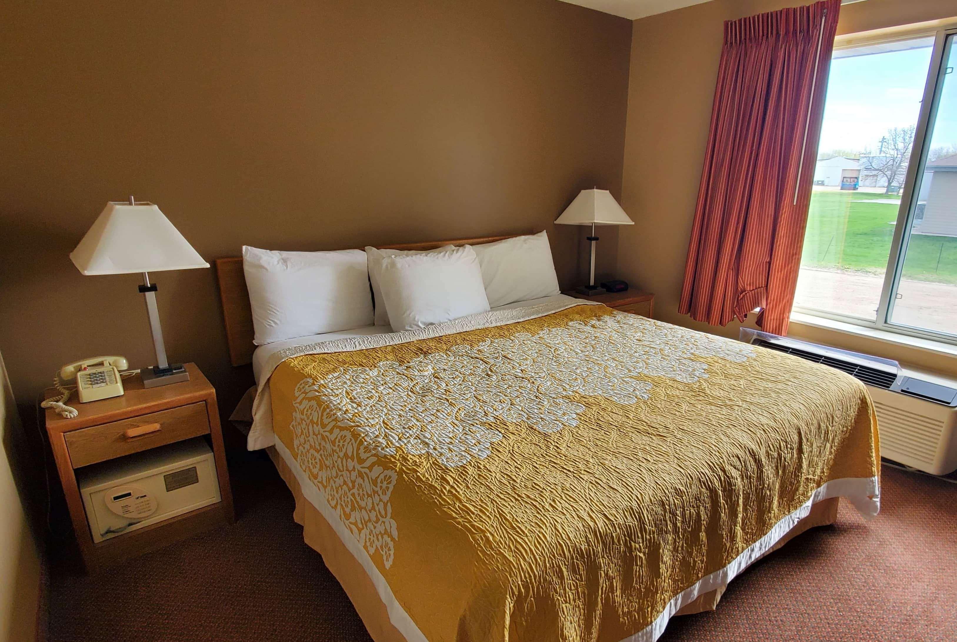 Days Inn By Wyndham Worthington Extérieur photo