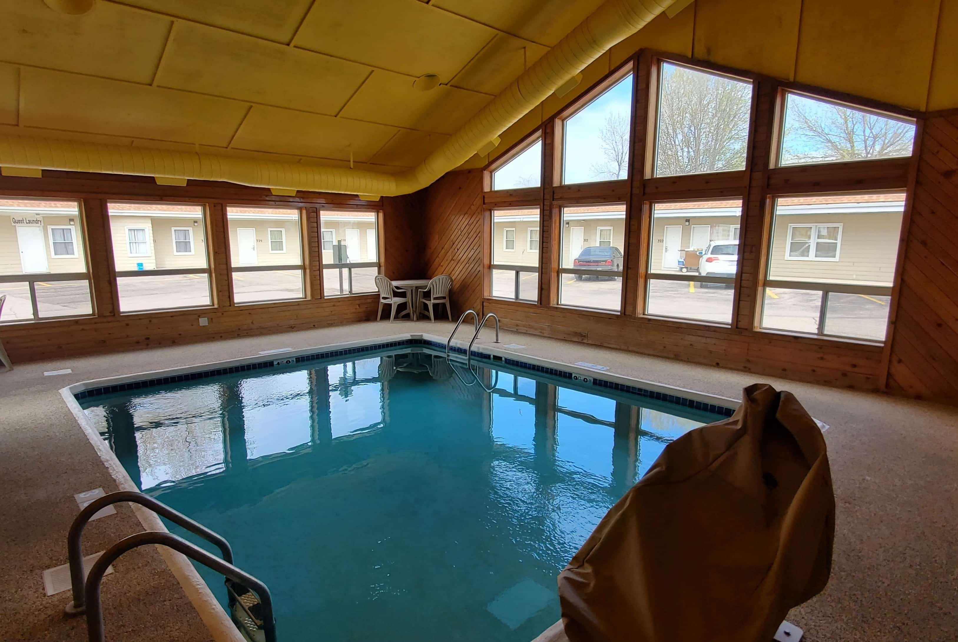 Days Inn By Wyndham Worthington Extérieur photo