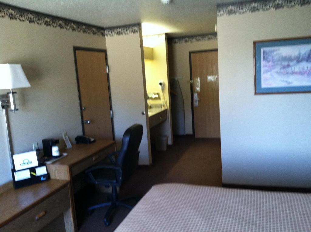 Days Inn By Wyndham Worthington Extérieur photo